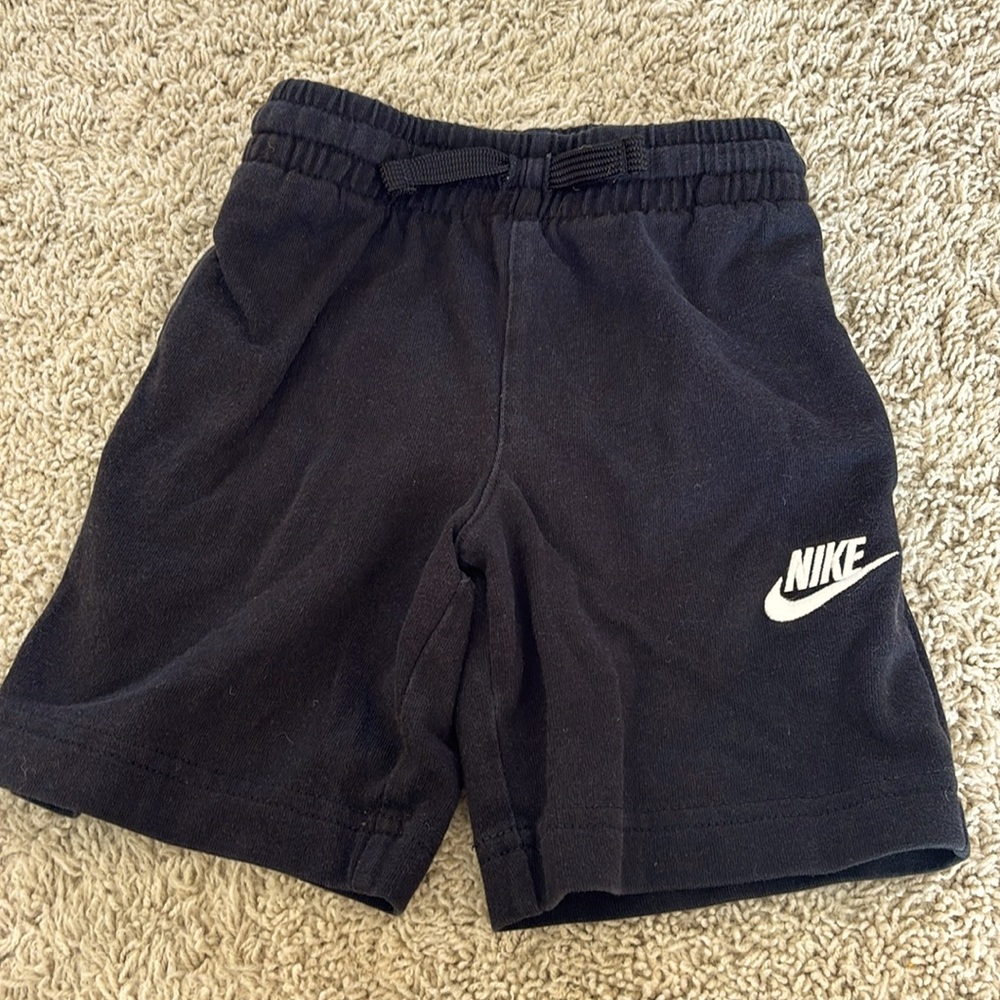 Nike toddler boys black cotton shorts size 3-4 years